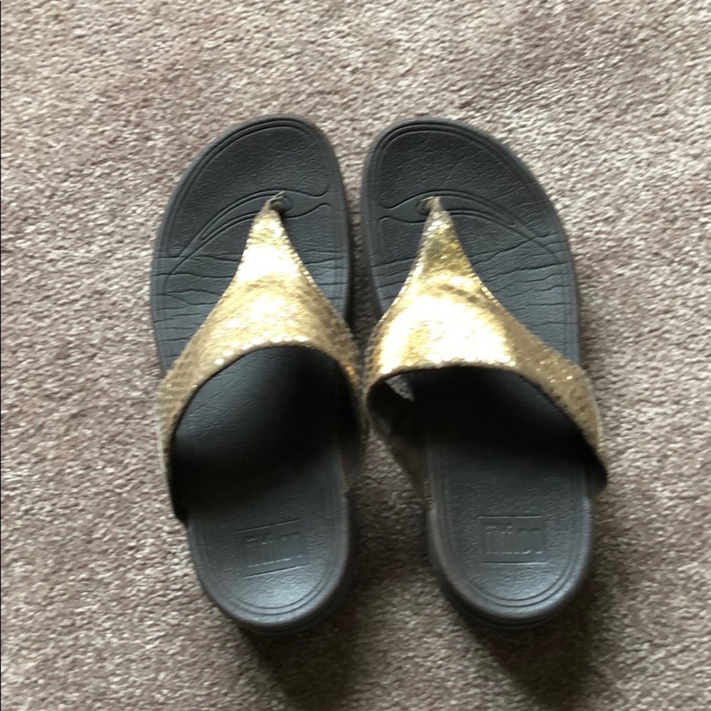 Bronze metallic FitFlops